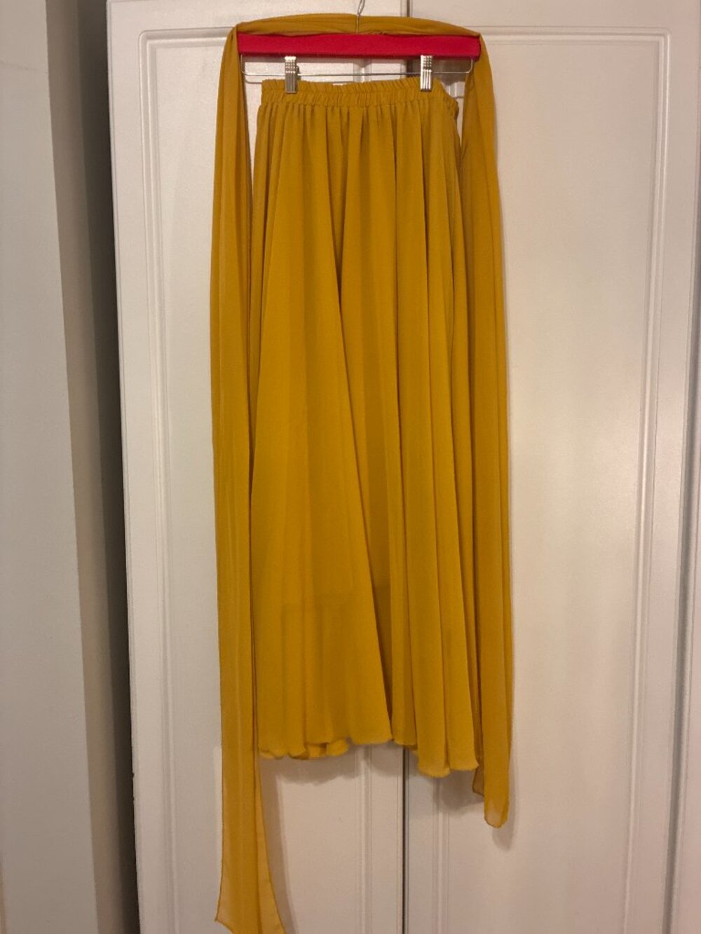 Women's Beautiful Yellow Summer Beach Chiffon High Waist Maxi Skirt (M) - Picture 5 of 7